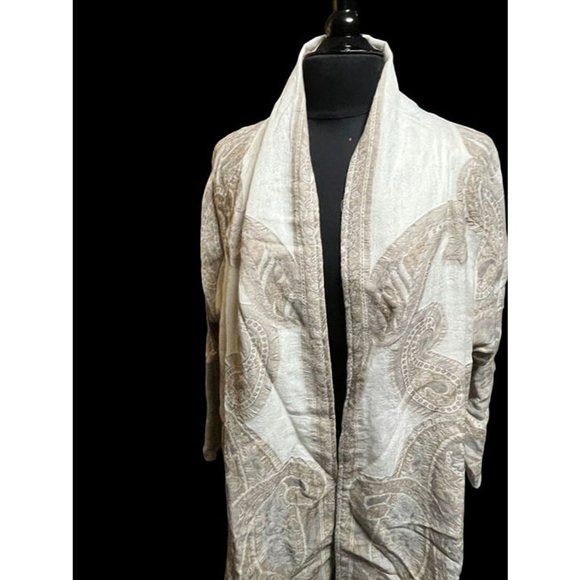 nwt designer Kimono wool with paiusley pattern in gorgeous bone white and ivorie - Picture 2 of 9